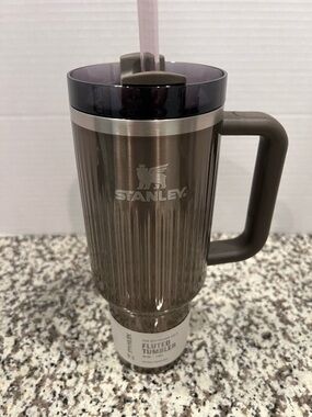 Stanley Fluted Travel Tumbler - Gunmetal Brown- 40 oz New